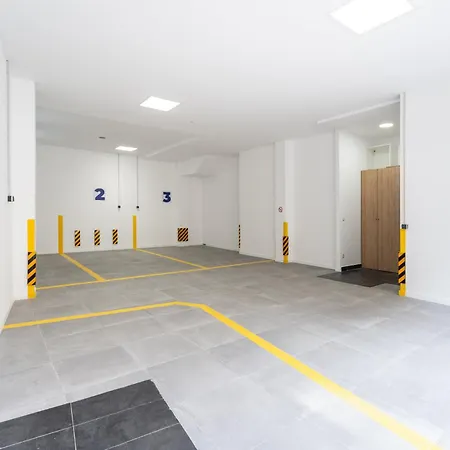 Aponte Urbanfive Centro Ourense